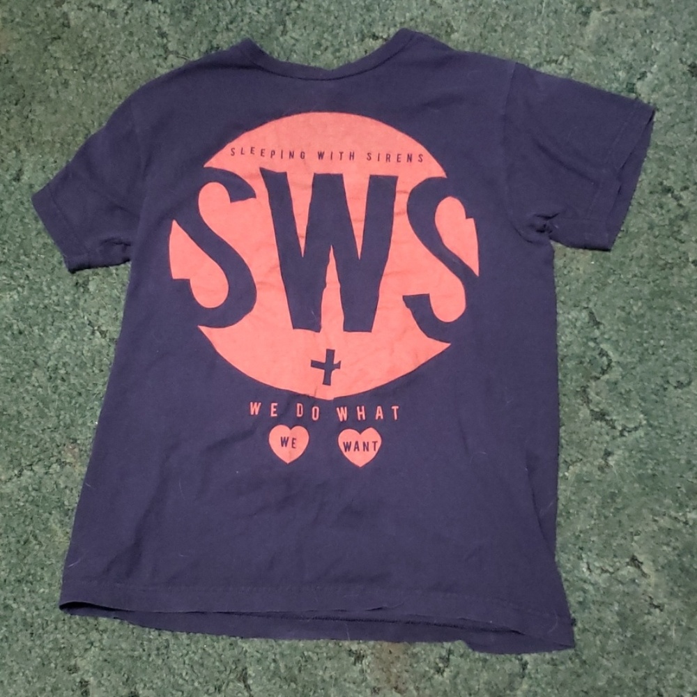 Sleeping with Sirens shirt